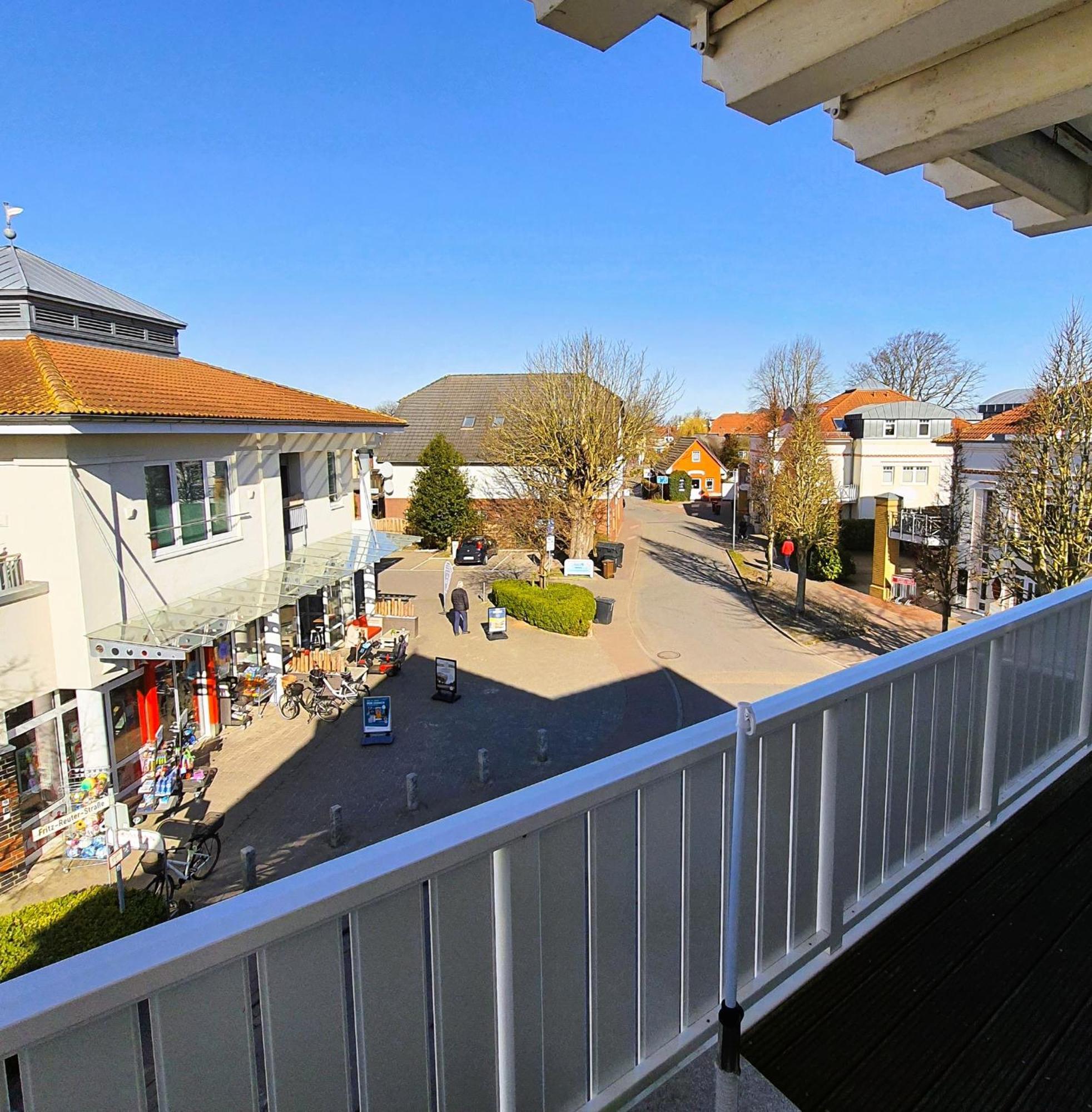 Fritz_Reuter_Str_Sonnenuhr_Wg_5 Daire Zingst Dış mekan fotoğraf